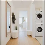 Apartino - Free Parking, Balcony, Easy Access, Metro Station, Nespresso, Netflix Διαμέρισμα