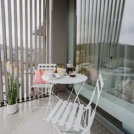 Apartament Apartino - Free Parking, Balcony, Easy Access, Metro Station, Nespresso, Netflix Praga