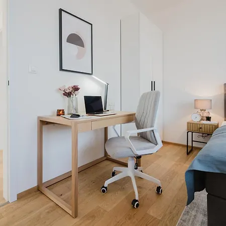 Apartino - Free Parking, Balcony, Easy Access, Metro Station, Nespresso, Netflix *