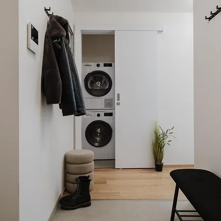 Апартаменты Apartino - Free Parking, Balcony, Easy Access, Metro Station, Nespresso, Netflix Прага
