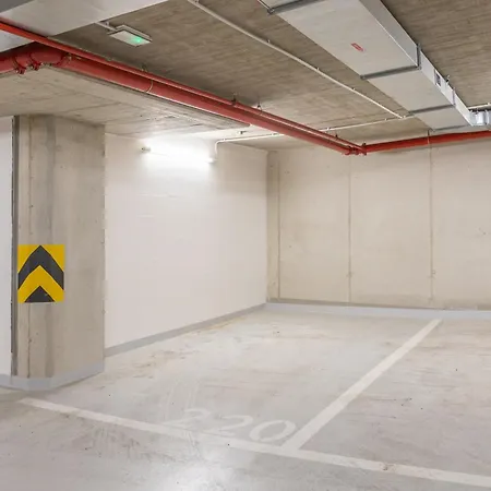 Apartino - Free Parking, Balcony, Easy Access, Metro Station, Nespresso, Netflix Apartamento Praga