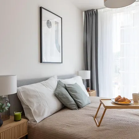 Apartino - Free Parking, Balcony, Easy Access, Metro Station, Nespresso, Netflix * Prague